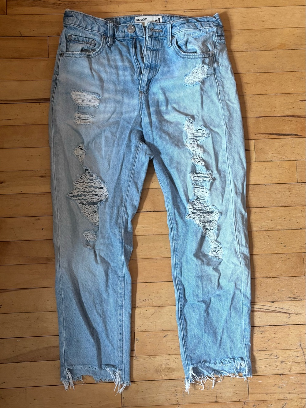Garage Light Blue Distressed Women’s Jeans